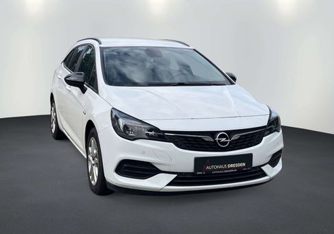 Opel Astra, 2021