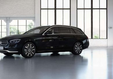 Mercedes-Benz E 300, 2022