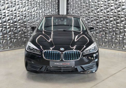 BMW 225, 2018