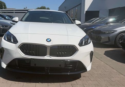 BMW 116, 2026 3