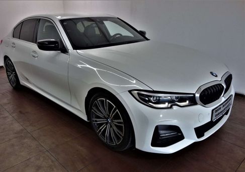 BMW 330, 2021
