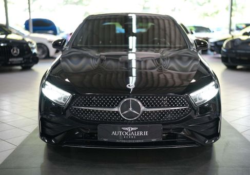 Mercedes-Benz A 200, 2023 2
