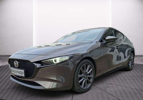 Mazda 3, 2021