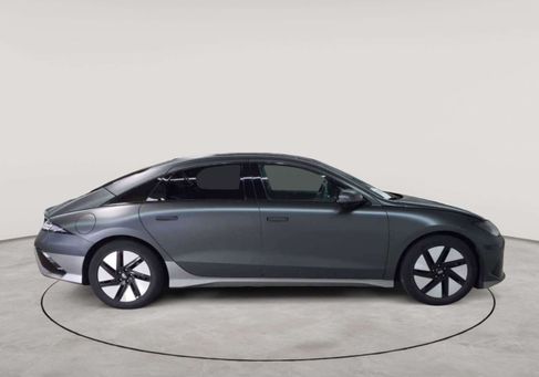 Hyundai IONIQ, 2023 3