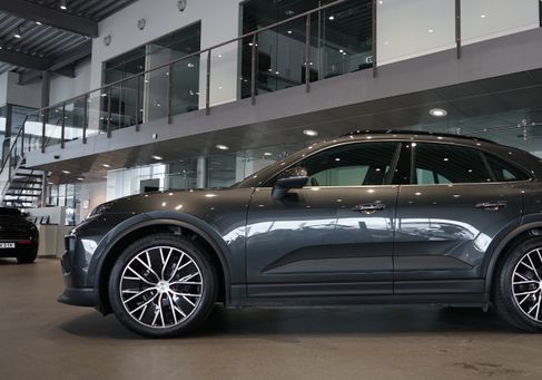 Porsche Macan, 2026