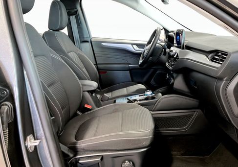 Ford Kuga, 2024 3