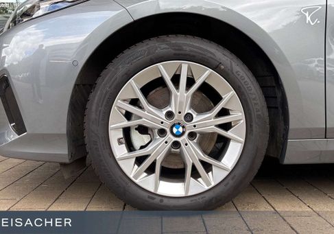 BMW 120, 2025