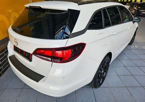 Opel Astra, 2021