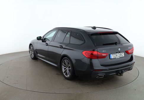 BMW 520, 2020 3