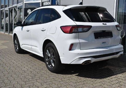 Ford Kuga, 2023 3