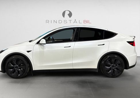 Tesla Model Y, 2025 2