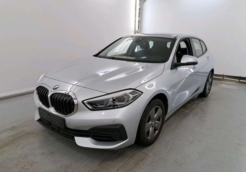 BMW 1 Serija, 2021