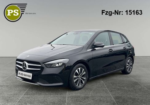 Mercedes-Benz B 200, 2022