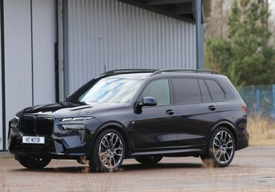 BMW X7, 2025