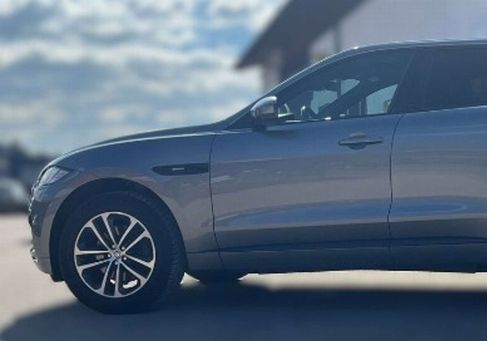 Jaguar F-Pace, 2019