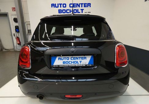 MINI ONE, 2019