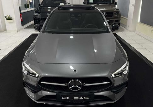 Mercedes-Benz CLA 200, 2021