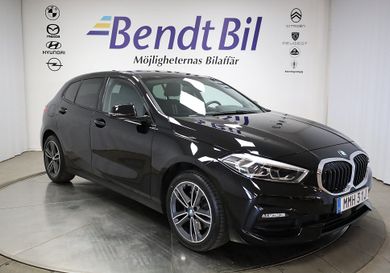 BMW 118, 2021