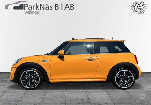 MINI, 2016