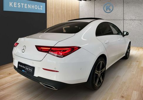Mercedes-Benz CLA 200, 2023