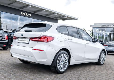 BMW 118, 2023