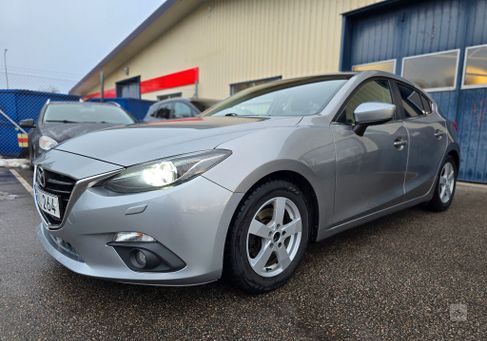 Mazda 3, 2015