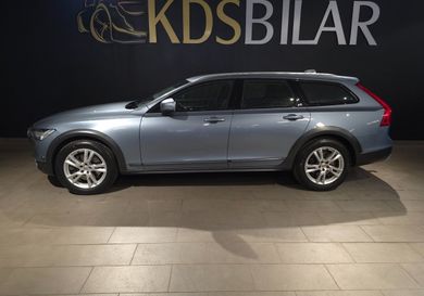 Volvo V90 Cross Country, 2018