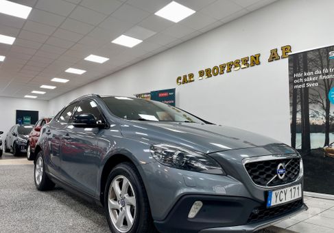 Volvo V40 Cross Country, 2016