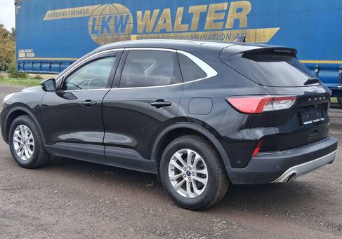 Ford Kuga, 2021