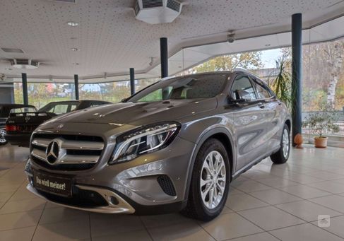 Mercedes-Benz GLA 200, 2017