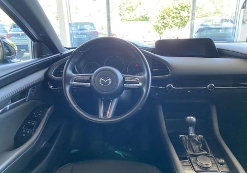 Mazda 3, 2021