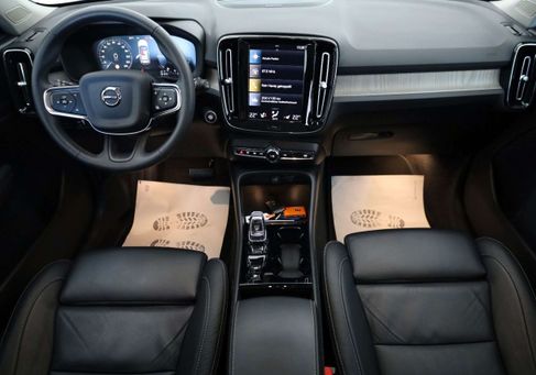 Volvo XC40, 2022 3