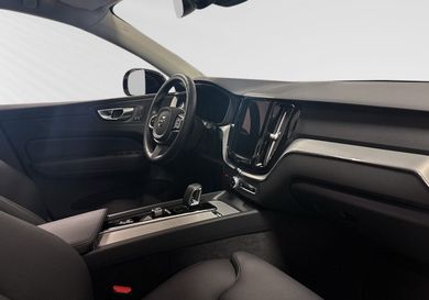 Volvo XC60, 2025