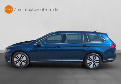 Volkswagen Passat Variant, 2021