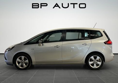 Opel Zafira, 2016