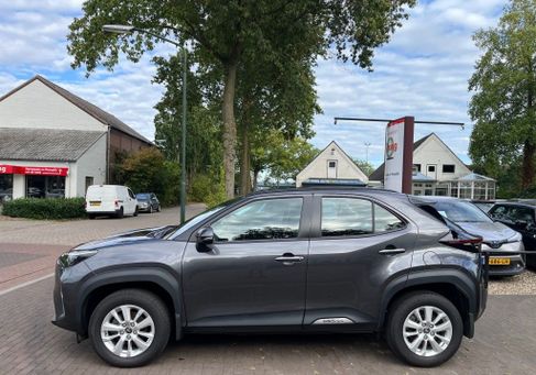 Toyota Yaris Cross, 2025 3