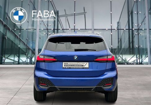 BMW 220, 2023 3