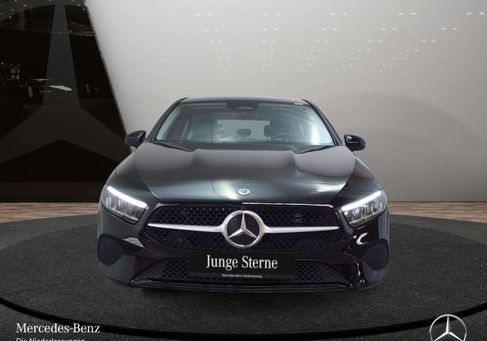 Mercedes-Benz A 180, 2023
