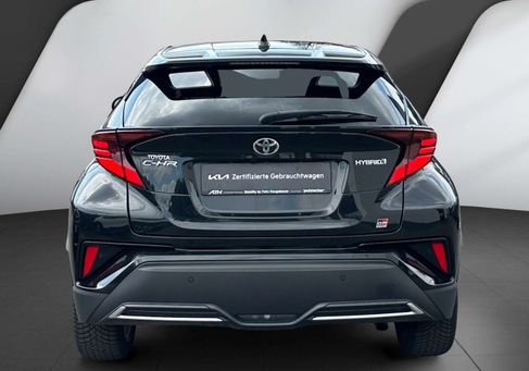 Toyota C-HR, 2022 3