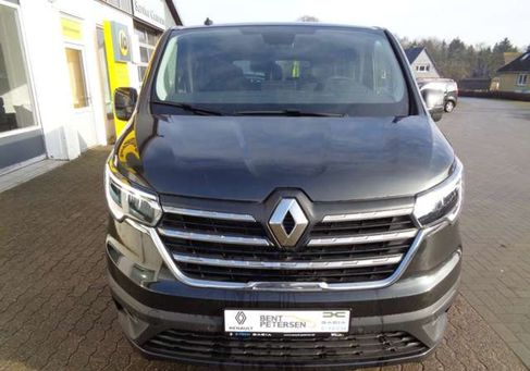 Renault Trafic, 2024 3