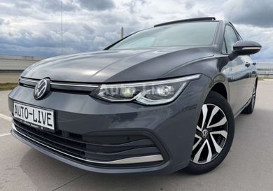 Volkswagen Golf, 2022