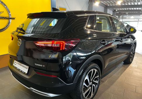 Opel Grandland X, 2019 3