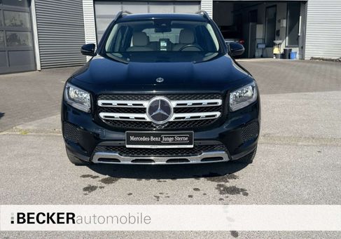 Mercedes-Benz GLB 180, 2022