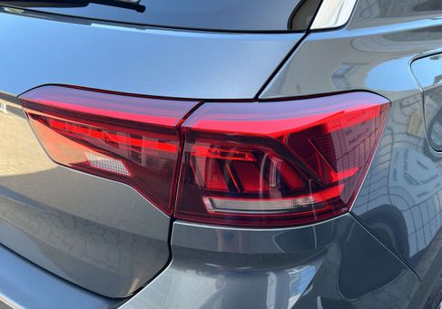 Volkswagen T-Roc, 2019