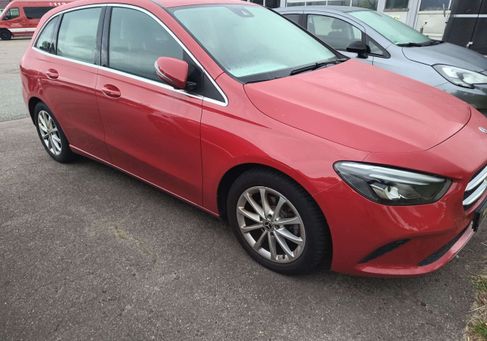 Mercedes-Benz B 180, 2019