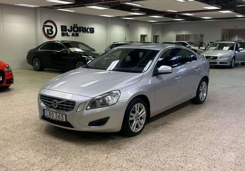 Volvo S60, 2011