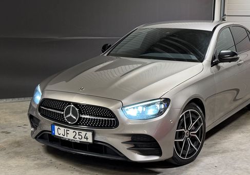 Mercedes-Benz E 220, 2021
