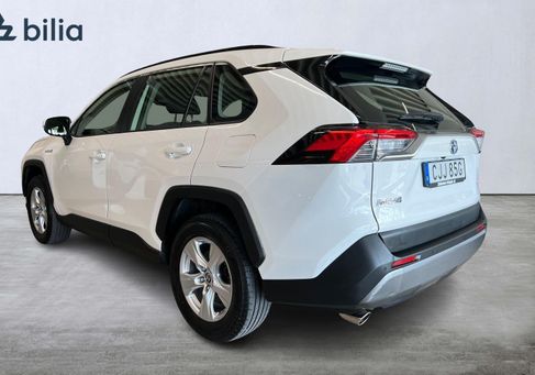 Toyota RAV 4, 2021 3