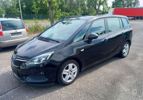 Opel Zafira Tourer, 2017