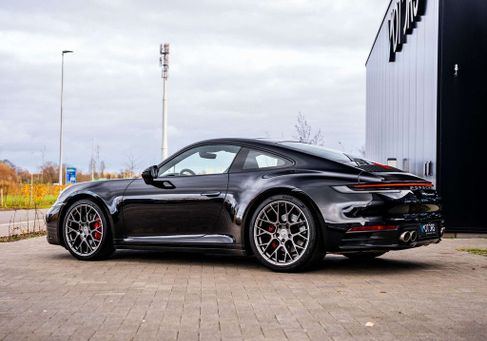 Porsche 992, 2019